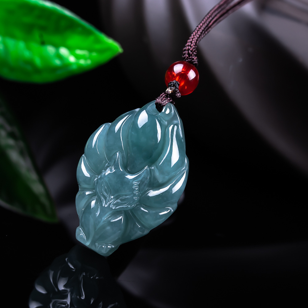 Jewelry & Watches Spółka Z Ograniczoną Odpowiedzialnością - 천연 버마산 경옥 여우 펜던트 목걸이