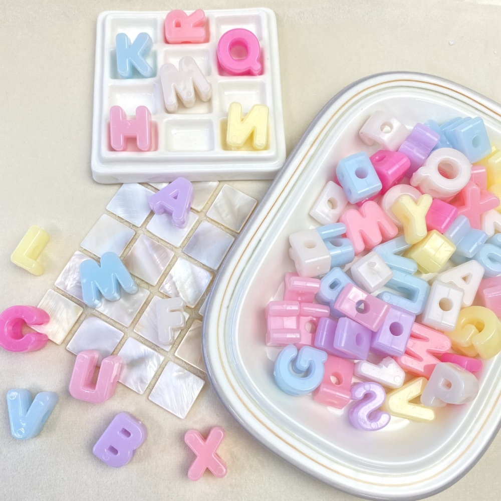 10/50/100PCS 14-20mm 아크릴 문자 비즈 - Jewelry Quotes 리뷰 및 가격