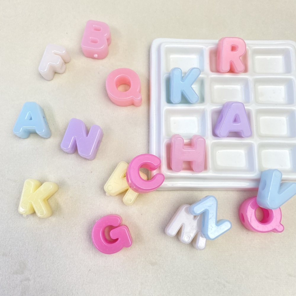 10/50/100PCS 14-20mm 아크릴 문자 비즈 - Jewelry Quotes 리뷰 및 가격